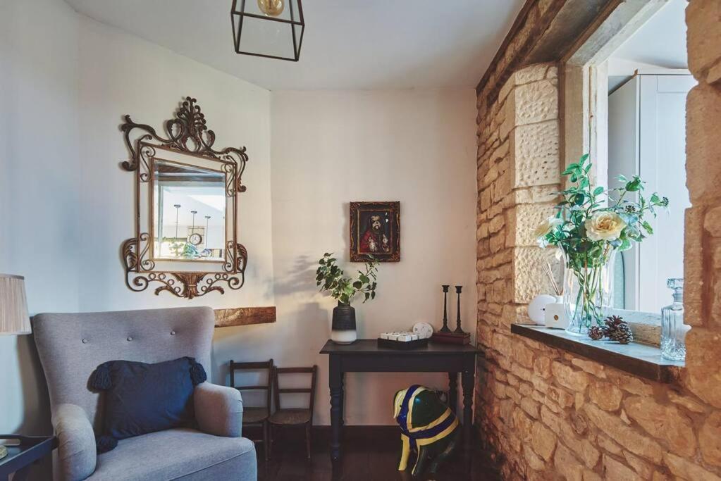 Large Stylish Luxury Cotswold Cottage - Ideal For Families, W/ Ev Charging 앤도버스포드 외부 사진