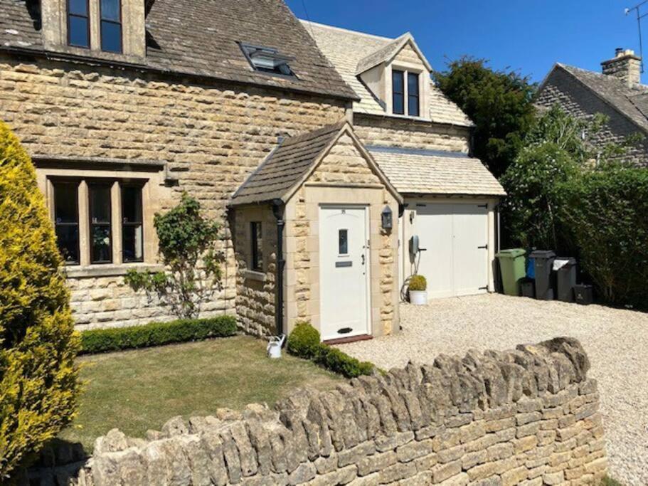 Large Stylish Luxury Cotswold Cottage - Ideal For Families, W/ Ev Charging 앤도버스포드 외부 사진